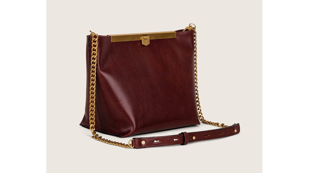 Hermès 24/24 Bag: Leather, Hardware and Practicality Review A modern leather bag with buckle hardware, representing the practical design reviewed for the Hermes 24/24