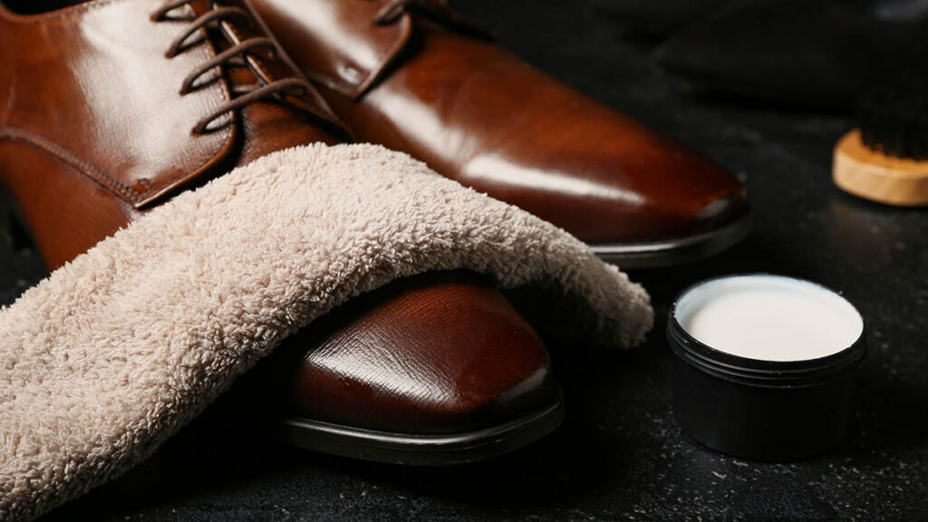Best Leather Conditioners for Hermes Barenia: Ranked & Reviewed Leather conditioning cloth, brush, and polish tools for maintenance