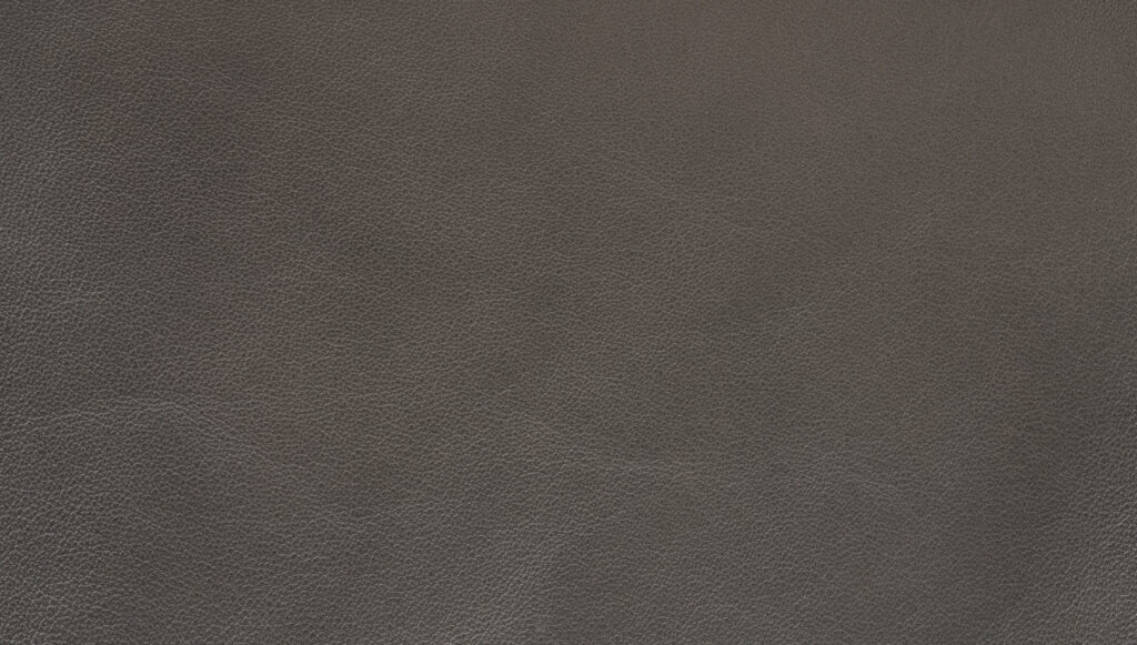 Hermes Togo vs Clemence Leather: Which Slouches More Over Time? Close-up of soft pebbled leather grain, illustrating the texture behind why Togo and Clemence leathers slouch differently